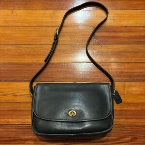 VINTAGE COACH City Bag Crossbody Black LeatherOriginal Authentic 80s
